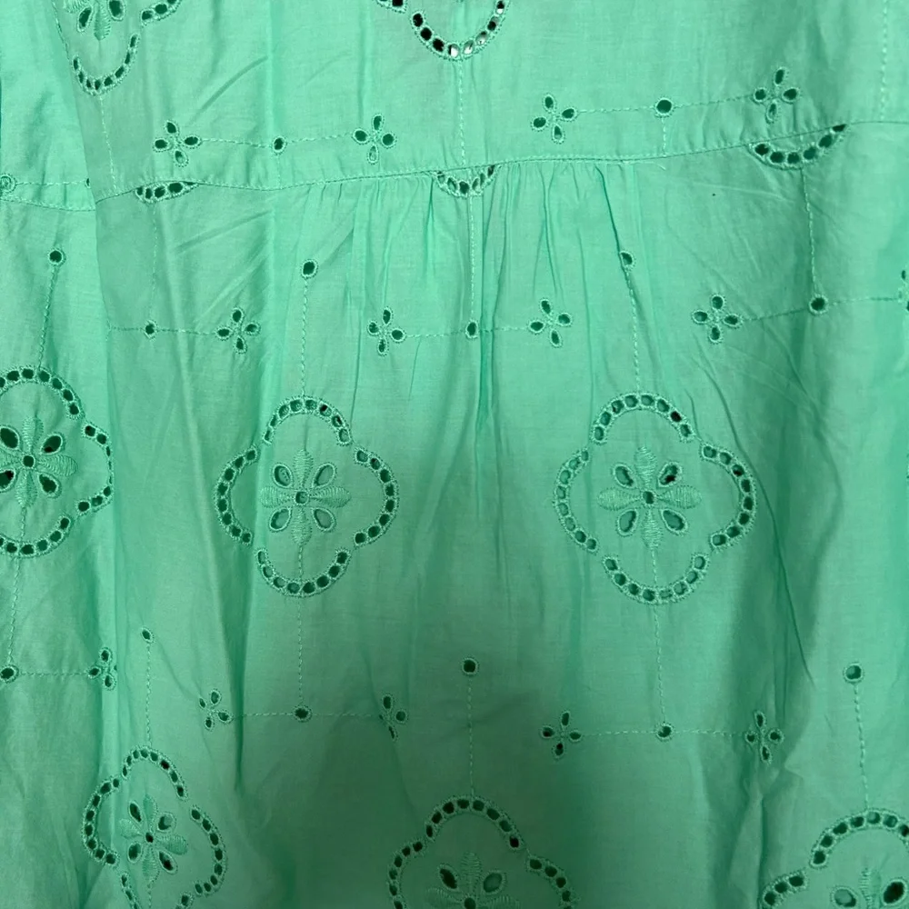 Talbots Mint Green Eyelet Blouse Small NWT - Picture 7 of 10